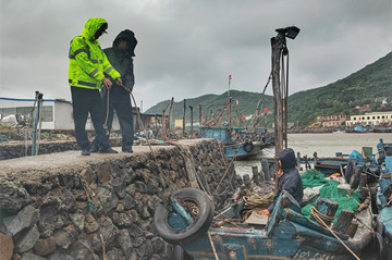 全力战台风，护渔民平安